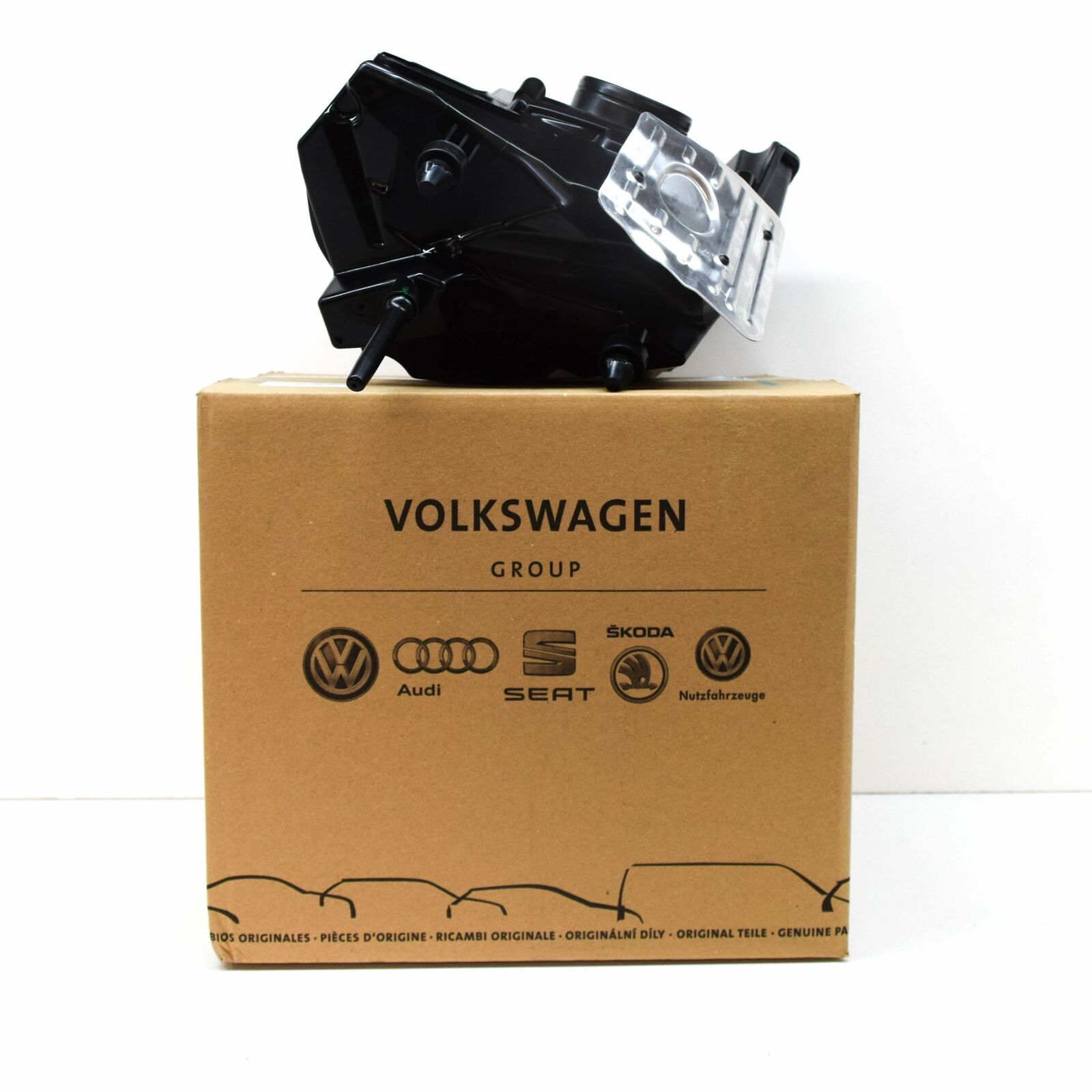 NEW AUDI A4 B9 AIR FILTER BOX ASSEMBLY 8W0133837AB ORIGINAL 1 NEW AUDI A4 B9 AIR FILTER BOX ASSEMBLY 8W0133837AB ORIGINAL