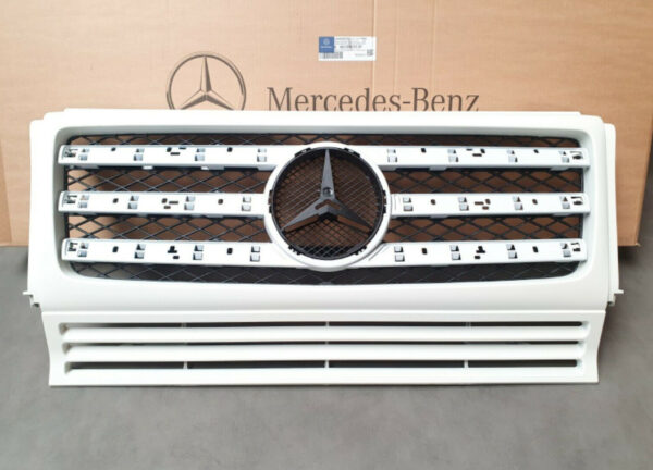 NEW MERCEDES-BENZ G W463 RADIATOR GRILLE A4638800323 ORIGINAL