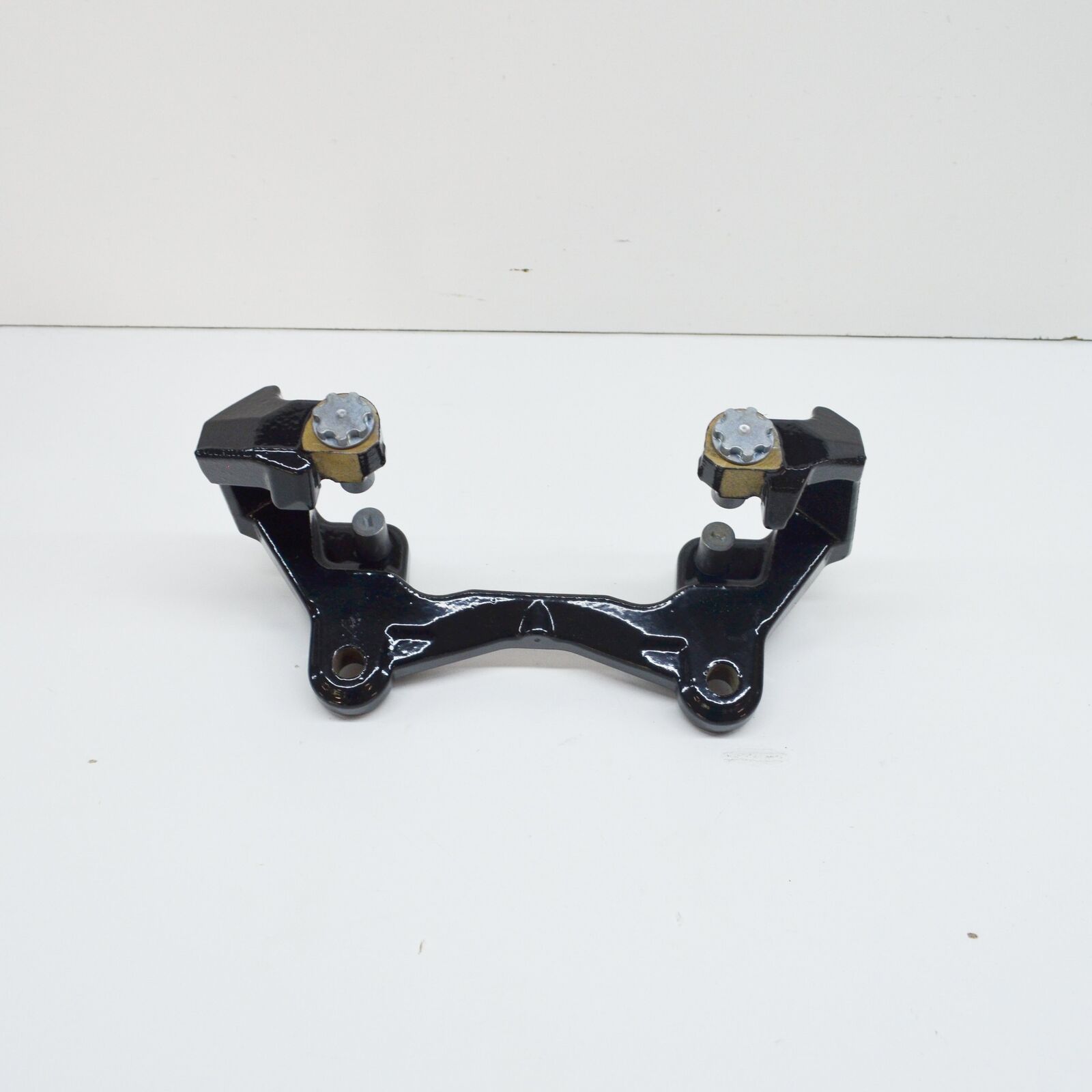 NEW AUDI A5 SPORTBACK 8T FRONT RIGHT CALIPER CARRIER 8T0615126 ORIGINAL 1 NEW AUDI A5 SPORTBACK 8T FRONT RIGHT CALIPER CARRIER 8T0615126 ORIGINAL