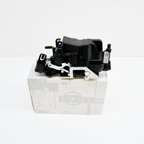 NEW MERCEDES-BENZ CLK C208 FRONT LEFT DOOR LOCK A2087200135