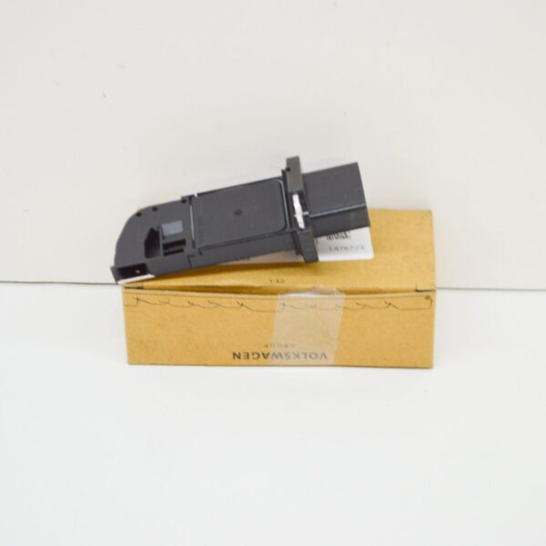 NEW AUDI A4 B7 AIR FLOW MASS METER SENSOR 06F906461A ORIGINAL