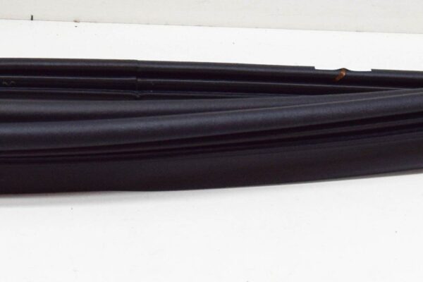 NEW MERCEDES-BENZ GLA H247 BOOTLID WEATHER STRIP SEAL A2477406400 ORIGINAL