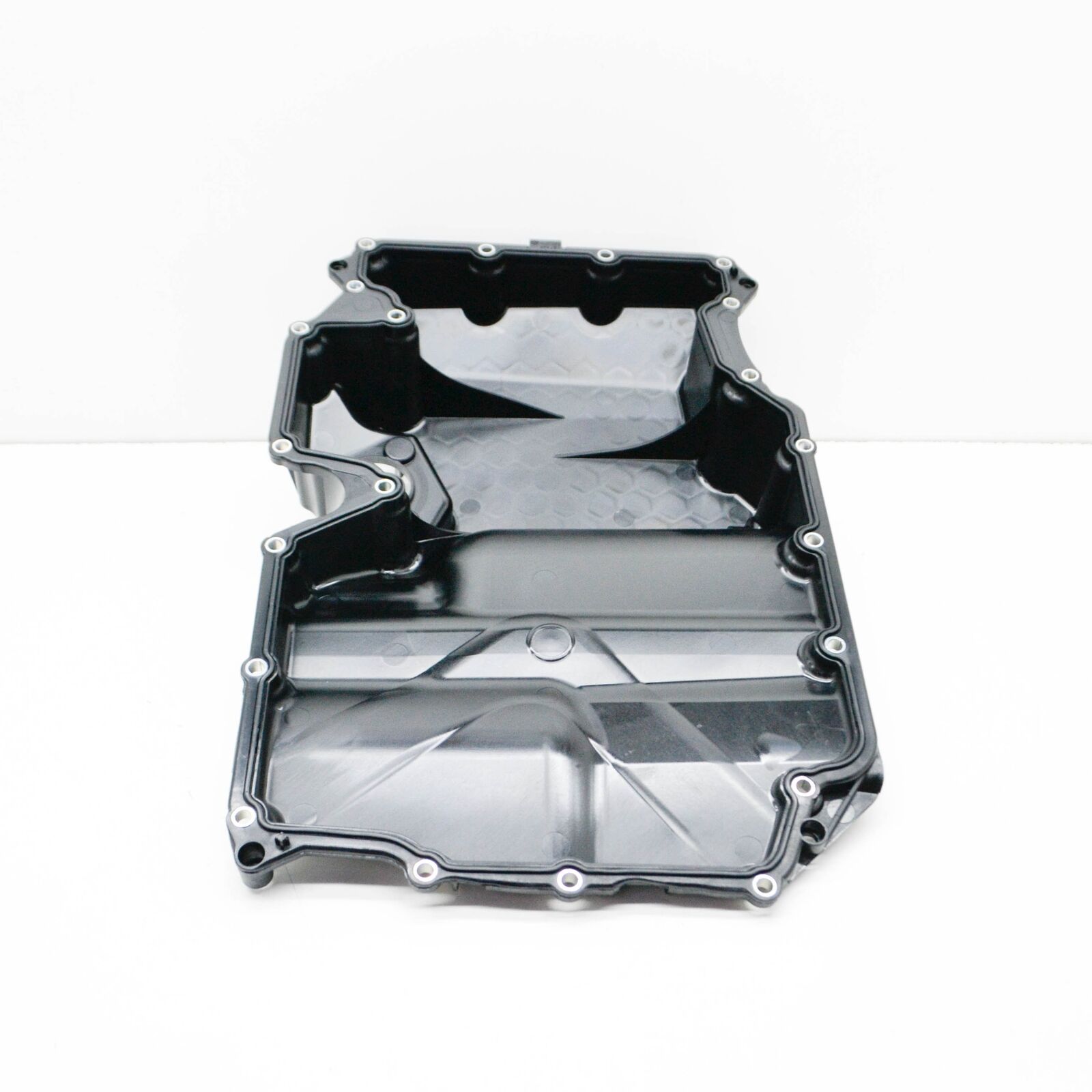 NEW AUDI A5 8W6 ENGINE OIL SUMP LOWER PART 05L103602B 1 NEW AUDI A5 8W6 ENGINE OIL SUMP LOWER PART 05L103602B