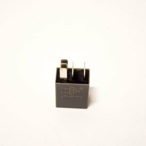 NEW MB M W164 GLOW PLUG RELAY A0025428119 2008 ORIGINAL