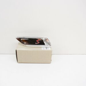 NEW MINI CLUBMAN COOPER S F54 FRONT RIGHT TURN LIGHT 63137358470 ORIGINAL