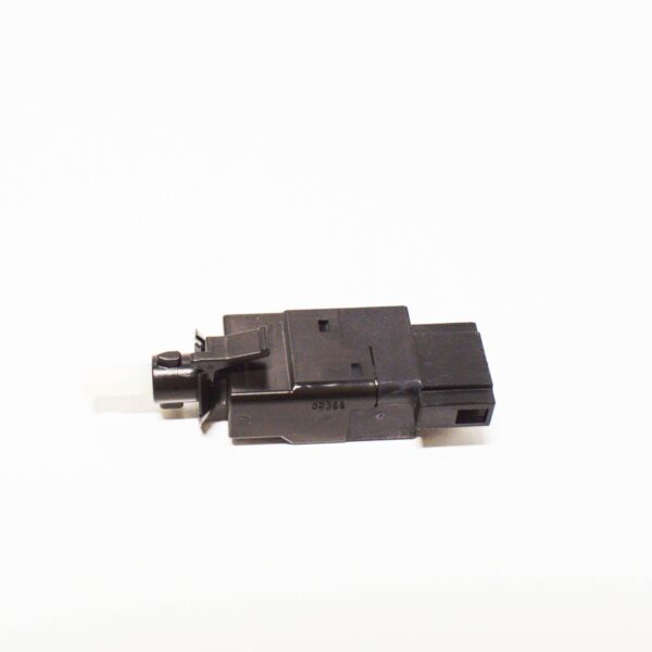 NEW MERCEDES BENZ E CLASS W211 BRAKE PEDAL SWITCH A0015454009 ORIGINAL
