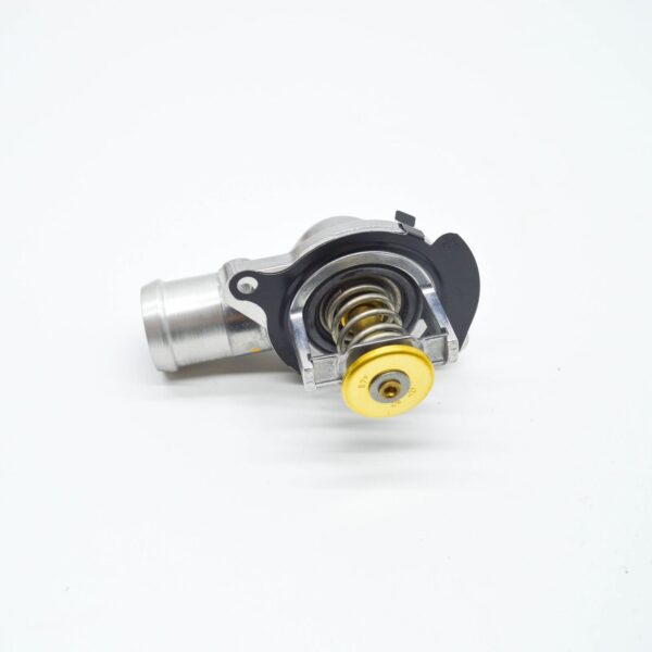 NEW VOLKSWAGEN TOUAREG 7L COOLANT THERMOSTAT 070121114
