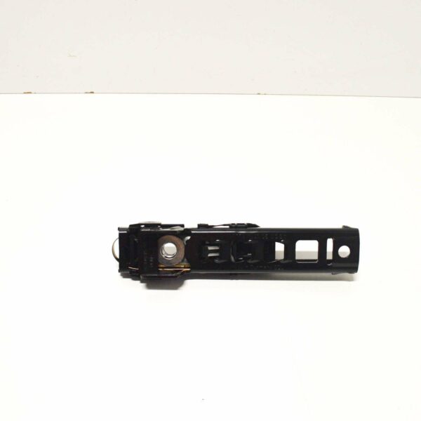 NEW VOLKSWAGEN GOLF MK7 FRONT RIGHT SEAT BELT HEIGHT ADJUSTER 8V0857819