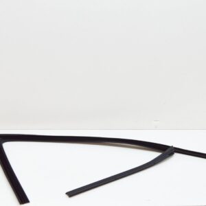 NEW VOLKSWAGEN TIGUAN MK1 FRONT RIGHT DOOR WINDOW GUIDE 5N0837432G5AP ORIGINAL