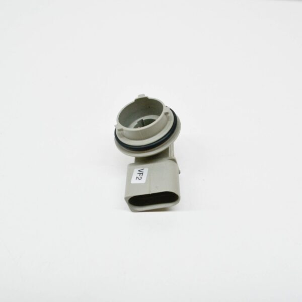 NEW VOLKSWAGEN BEETLE TAIL LIGHT 3 PIN BULB SOCKET 7D0953123A ORIGINAL