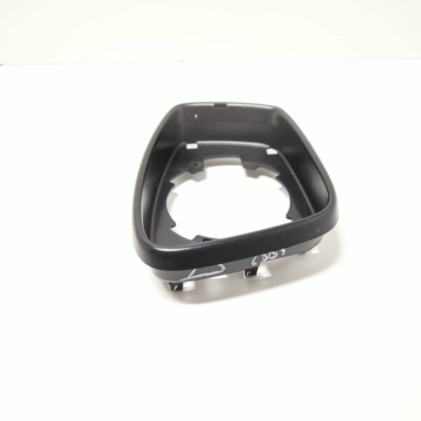 NEW VOLKSWAGEN JETTA MK6 RIGHT SIDE MIRROR INNER FRAME TRIM 5C6857602A