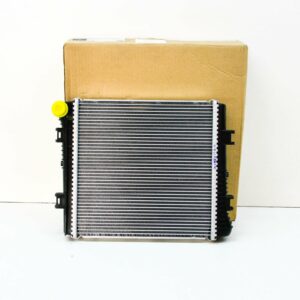 NEW MERCEDES-BENZ AMG GT C190 ENGINE WATER RADIATOR A0995005903