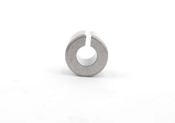 NEW VW TOUAREG 7P MK2 POWER STEERING PUMP BRACKET BUSHING 068903147H ORIGINAL