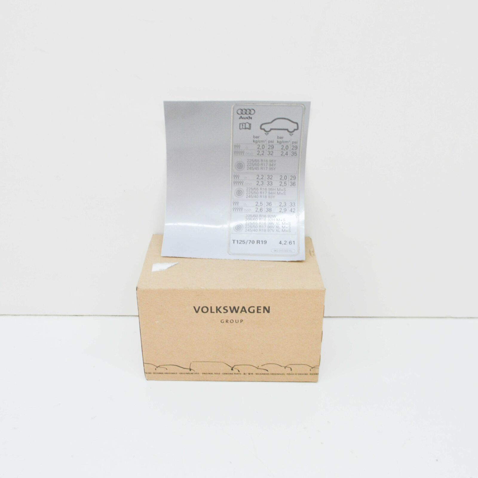 NEW AUDI A4 B8 TYRE PRESSURE DATA PLATE 8K0010502KL ORIGINAL 1 NEW AUDI A4 B8 TYRE PRESSURE DATA PLATE 8K0010502KL ORIGINAL