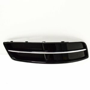 NEW AUDI A3 8P FRONT BUMPER LOWER RIGHT GRILLE 8P0807682HT94