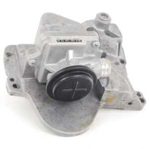 NEW MERCEDES-BENZ SL R231 RIGHT CYLINDER HEAD END COVER A2750101135 ORIGINAL