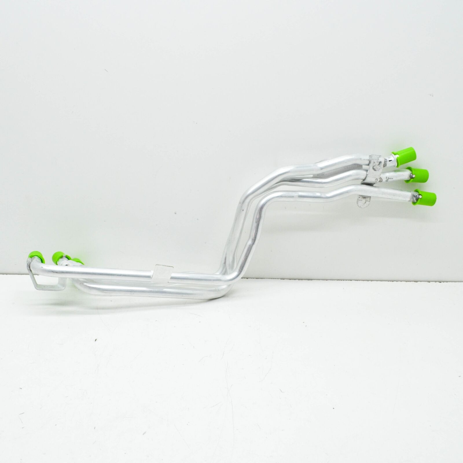 NEW AUDI A6 C8 AVANT COOLANT PIPE TUBE 4K0265235P 1 NEW AUDI A6 C8 AVANT COOLANT PIPE TUBE 4K0265235P