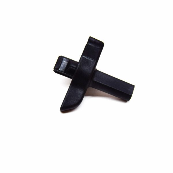 NEW MB ML W164 LUGGAGE COMPARTMENT RIGHT LOCKING PIN A16481202019051 ORIGINAL