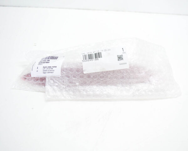 NEW VOLKSWAGEN GOLF MK7 REAR BUMPER RIGHT REFLECTOR 5G9945106B