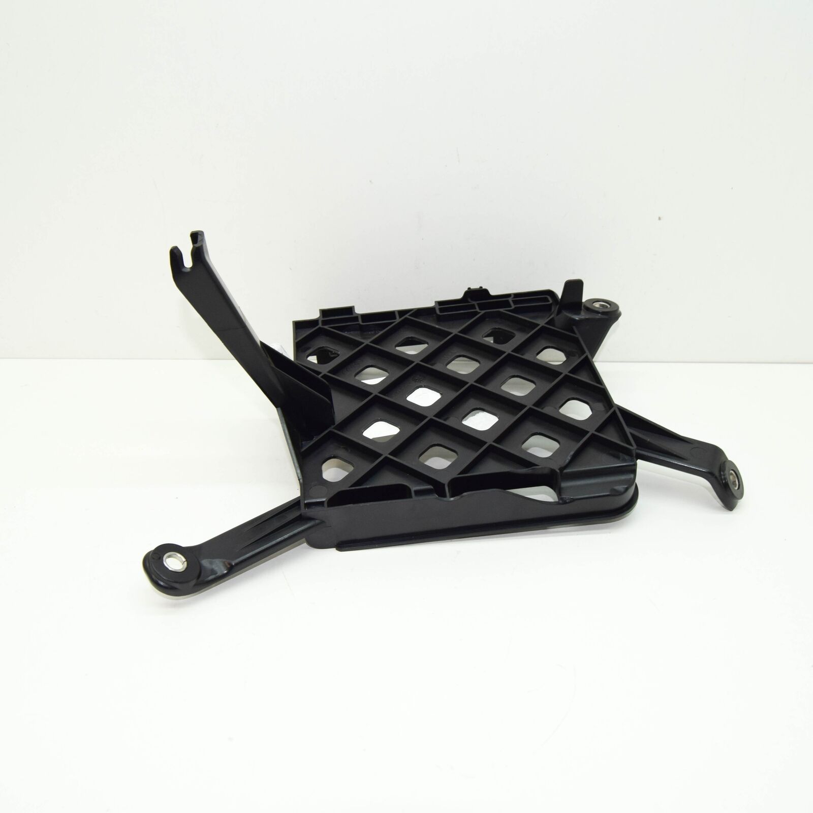 NEW AUDI A6 C8 AVANT CONTROL UNIT RETAINER 4K0907647A ORIGINAL 1 NEW AUDI A6 C8 AVANT CONTROL UNIT RETAINER 4K0907647A ORIGINAL