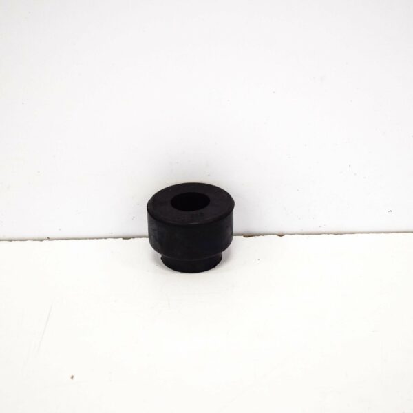 NEW MERCEDES BENZ G W460 FRONT CONTROL ARM RUBBER BEARING A4603520465 ORIGINAL