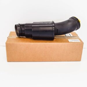 NEW BMW 5 F10 AIR DUCT 2.0 PETROL 13717612094 ORIGINAL