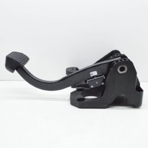 NEW VOLKSWAGEN CRAFTER FLATBED SZ BRAKE AND CLUTCH PEDAL LHD 2N1723031