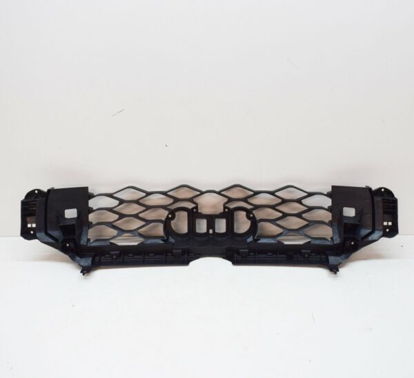 NEW AUDI Q3 F3 RADIATOR GRILLE STRIKER PLATE 83F8536929B9