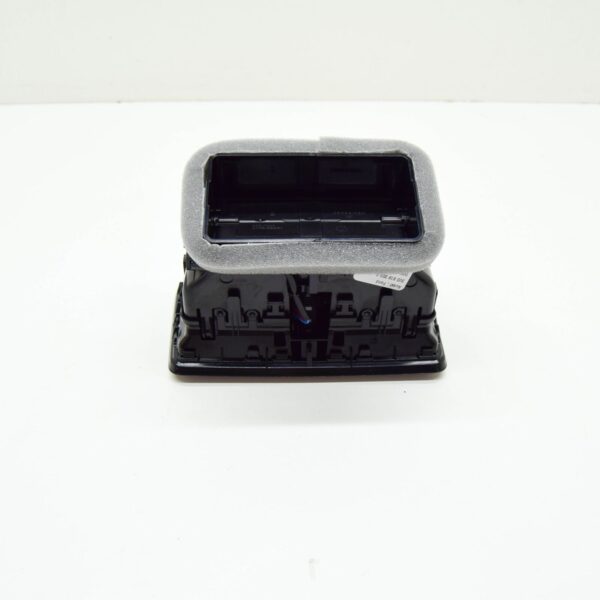 NEW SKODA SUPERB MK3 CENTER CONSOLE REAR AIR VENT 3V0819203AGTA ORIGINAL