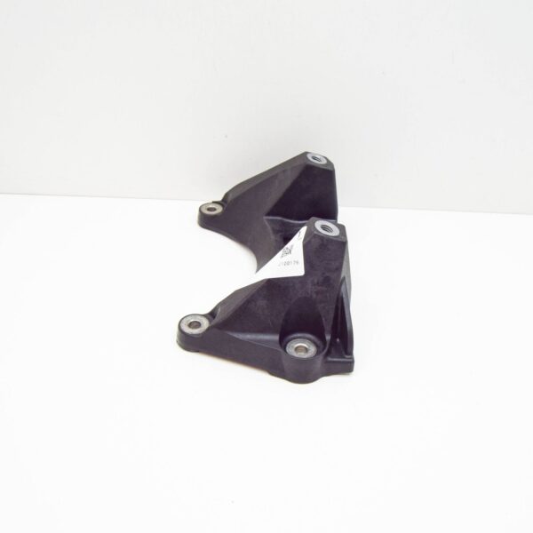 NEW MERCEDES BENZ C W205 ENGINE MOUNT BRACKET A2052420440 ORIGINAL