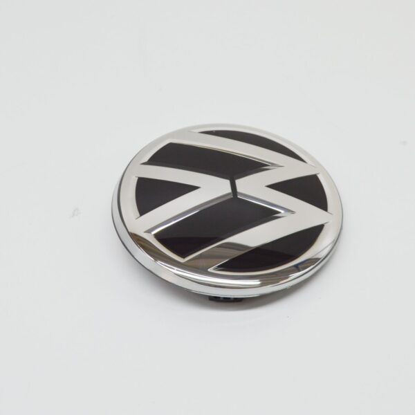 NEW VOLKSWAGEN PASSAT B7 FRONT RADIATOR GRILLE BADGE 3D0853601FJZA ORIGINAL