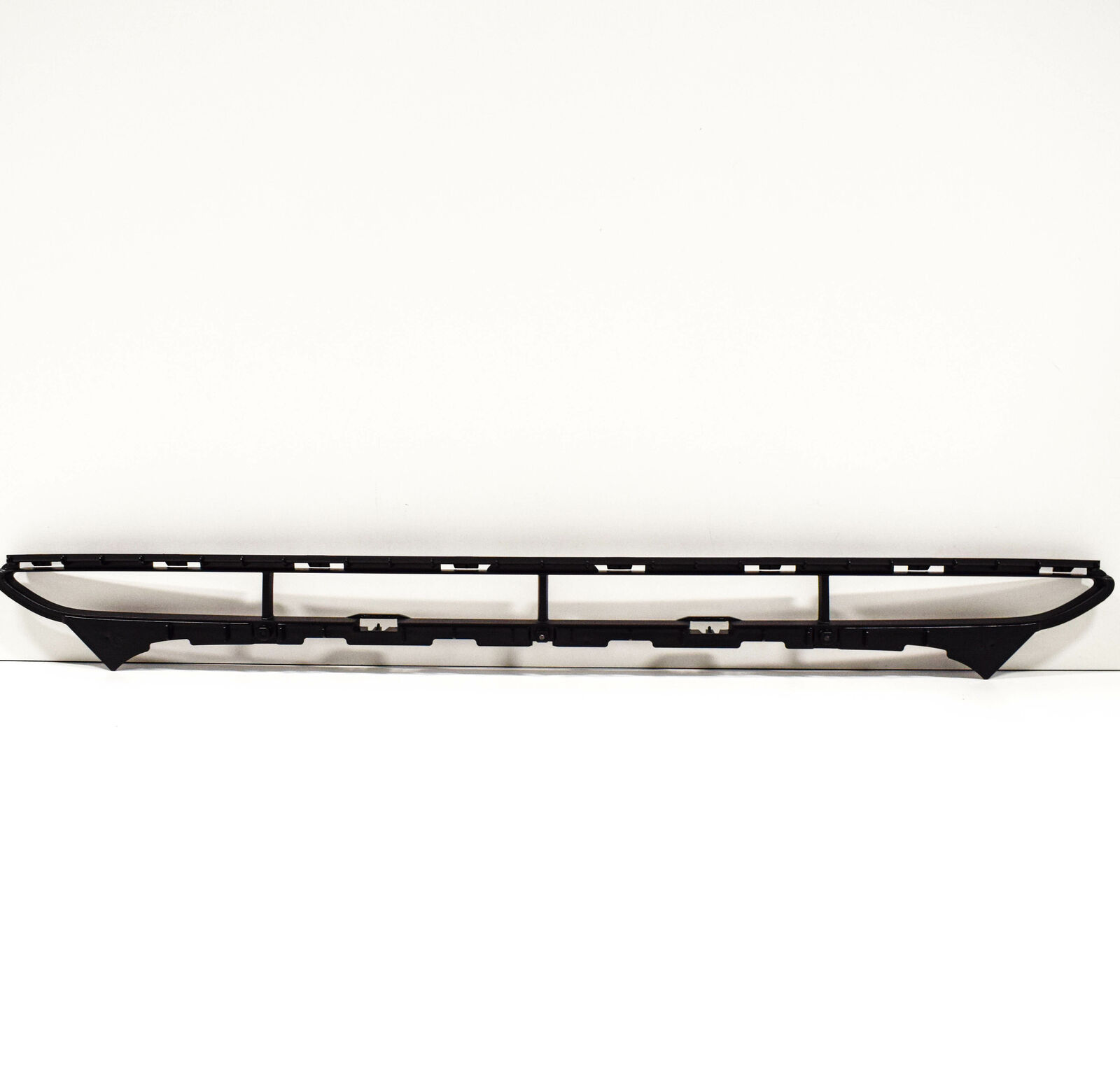 NEW AUDI A4 B8 FRONT BUMPER CENTER LOWER GRILLE 8K0807683 2014 1 NEW AUDI A4 B8 FRONT BUMPER CENTER LOWER GRILLE 8K0807683 2014