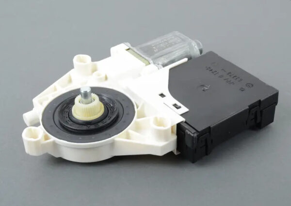 NEW AUDI A3 SPORTBACK 8P REAR LEFT WINDOW MOTOR 8P4959801F ORIGINAL