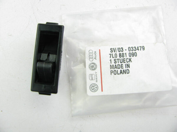 NEW AUDI Q7 4L FRONT LEFT SEAT TRIM PANEL COVER CLIP 7L0881090 ORIGINAL - Image 2