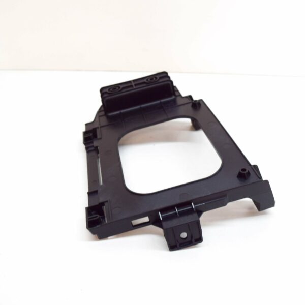 NEW VOLKSWAGEN GOLF MK7 RADIO AMPLIFIER BRACKET 5G0035933 - Image 2