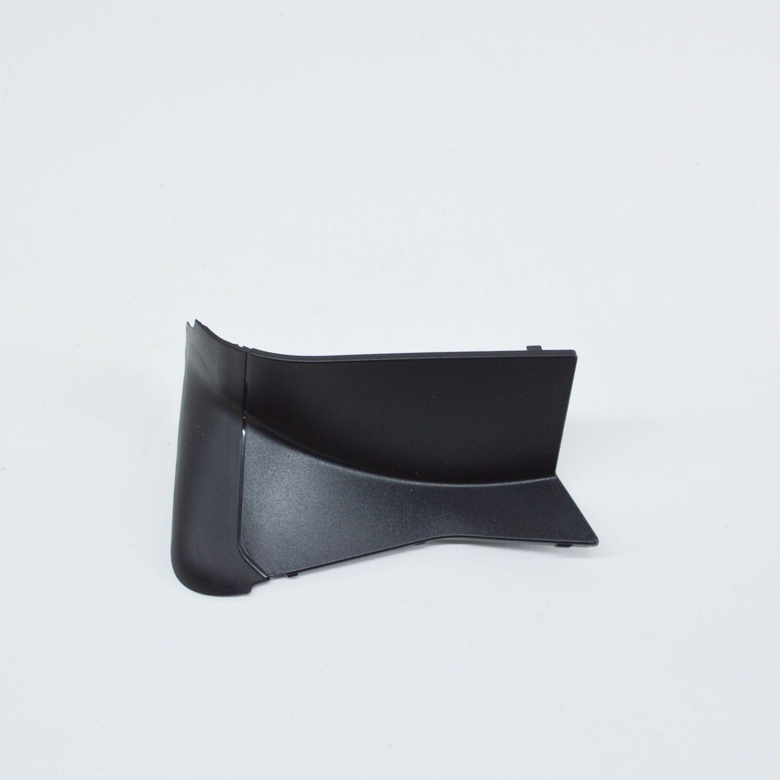 NEW AUDI A5 8W6 REAR LEFT OUTER TAIL LIGHT TRIM 8W8945253 ORIGINAL 2 NEW AUDI A5 8W6 REAR LEFT OUTER TAIL LIGHT TRIM 8W8945253 ORIGINAL - Image 2