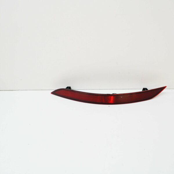 NEW AUDI A3 8V REAR LEFT BUMPER REFLECTOR 8V5945105D ORIGINAL - Image 2