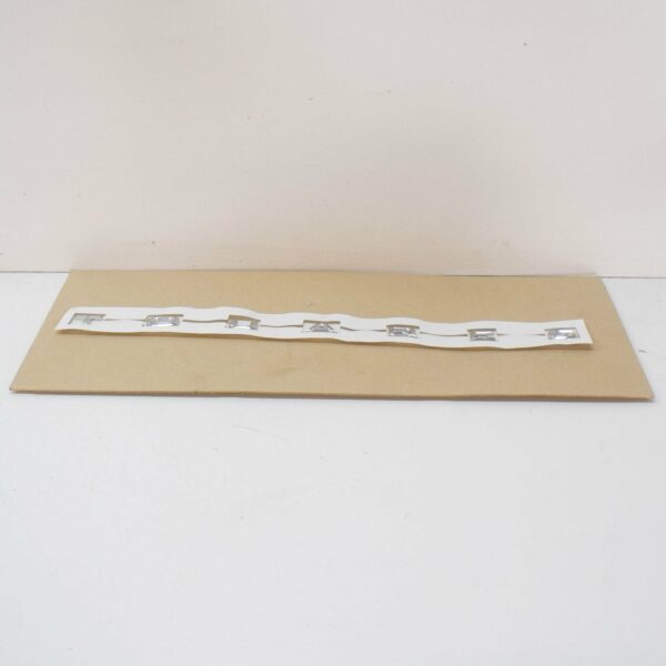NEW VW TOUAREG CR REAR INSCRIPTION EMBLEM BADGE 760853687A2ZZ - Image 2