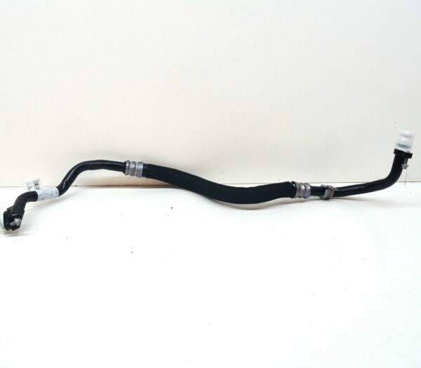 NEW MB E W213 RIGHT LOWER OIL COOLER RETURN PIPE HOSE A2135011301 ORIGINAL - Image 2