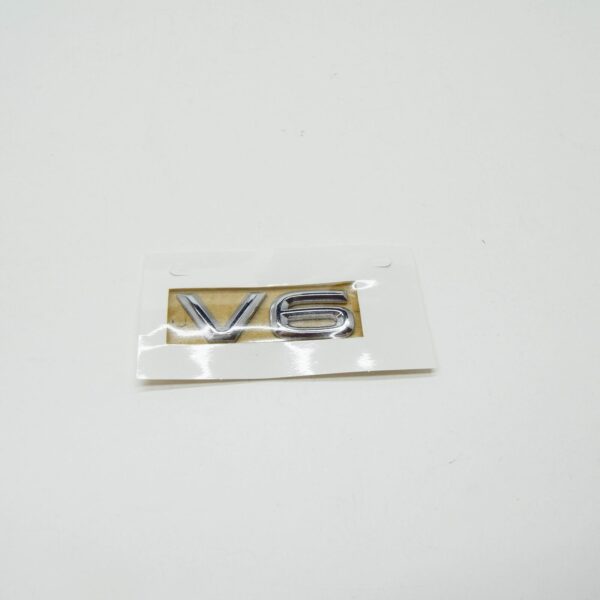 NEW VOLKSWAGEN TOUAREG CR REAR 'V6' EMBELM BADGE 7608536752ZZ ORIGINAL - Image 2