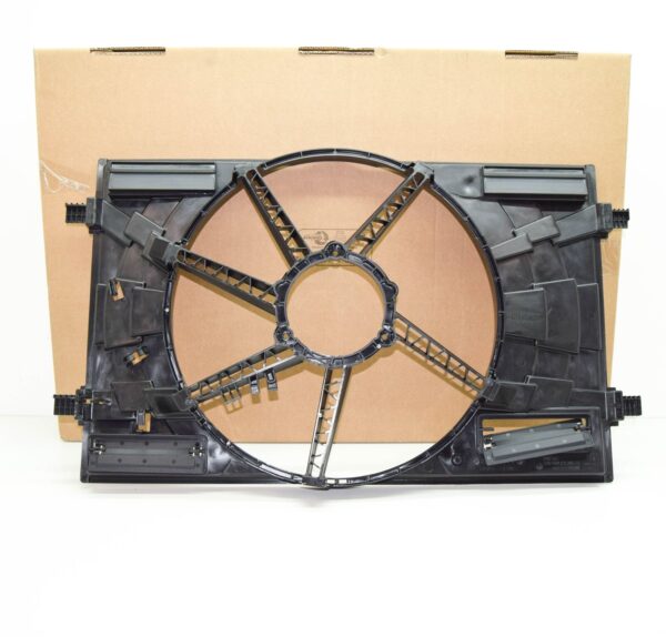 NEW AUDI Q2 GA ENGINE RADIATOR FAN SHROUD 5Q0121205BB ORIGINAL - Image 2
