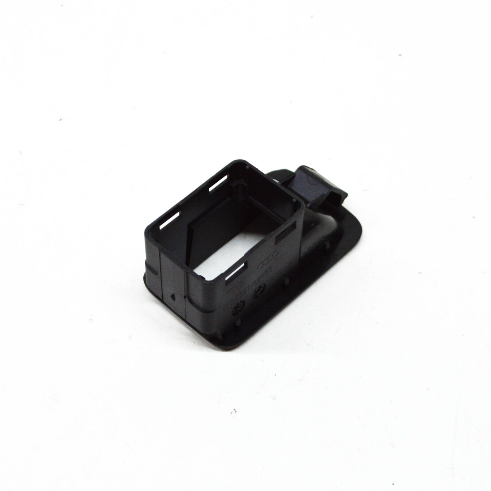 NEW AUDI A4 B9 FRONT DOOR BUTTON TRIM SWITCH LHD 8W19598296PS ORIGINAL 2 NEW AUDI A4 B9 FRONT DOOR BUTTON TRIM SWITCH LHD 8W19598296PS ORIGINAL - Image 2