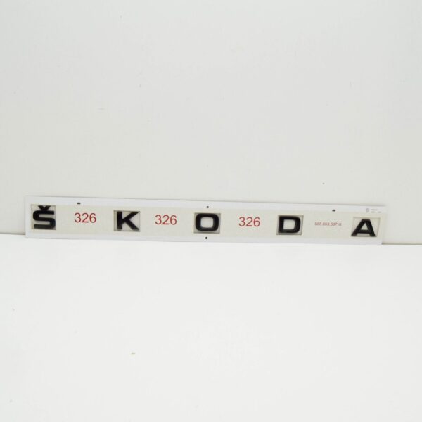 NEW SKODA KAROQ NU REAR TAILGATE LETTERING 565853687G041 ORIGINAL - Image 2