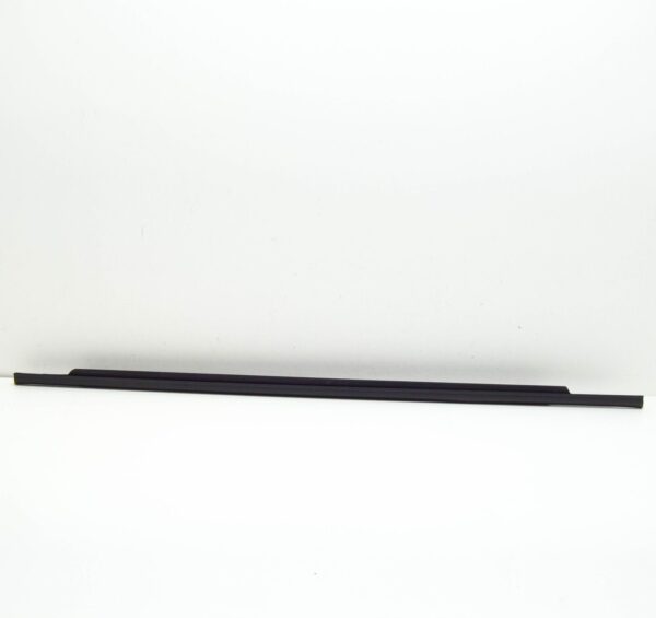 NEW AUDI A3 SPORTBACK 8V REAR LEFT DOOR WINDOW APERTURE SEAL 8V4839477 ORIGINAL - Image 2