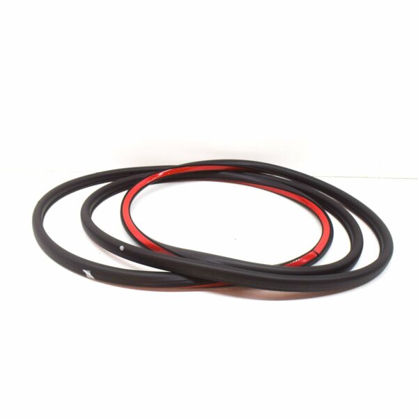 NEW AUDI Q3 F3 REAR LEFT DOOR OUTER SEALING RUBBER 83F839911A - Image 2