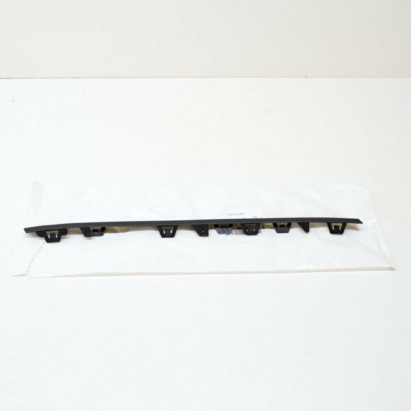 NEW VW TRANSPORTER T6 FRONT RIGHT BUMPER COVER TRIM 7E08530669B9 ORIGINAL - Image 2
