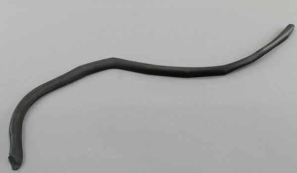 NEW VOLKSWAGEN TOUAREG 7P REAR LEFT DOOR SEALING RUBBER 7P0839761K ORIGINAL - Image 2