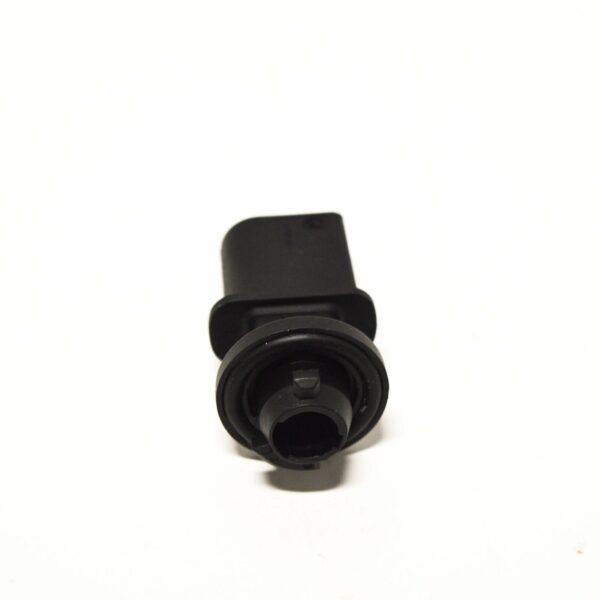 NEW VOLKSWAGEN GOLF MK7 FRONT TURN SIGNAL BULB SOCKET 8N0953053 - Image 2