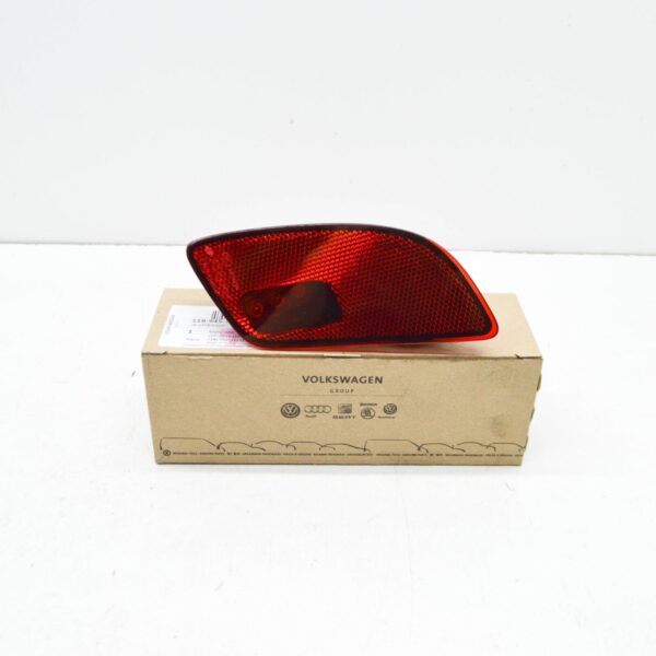 NEW VOLKSWAGEN ID.4 E21 REAR LEFT FOG LIGHT REFLECTOR RHD 11B945701A - Image 2