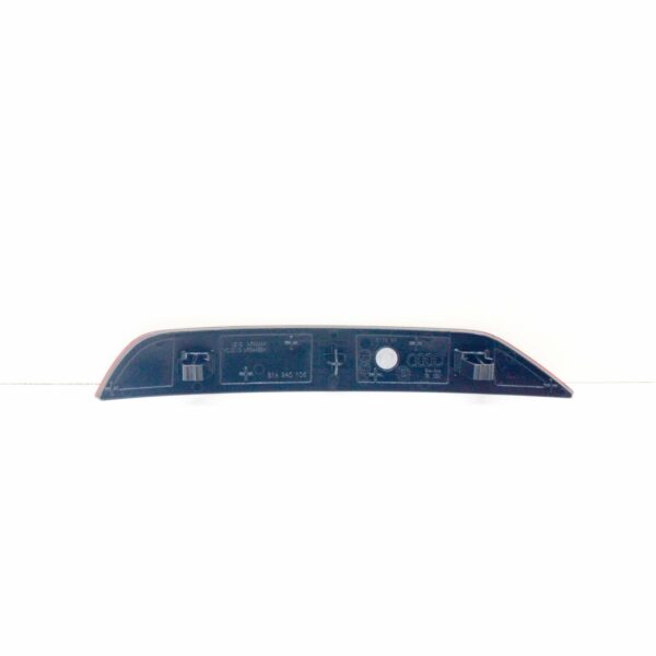 NEW AUDI Q2 REAR RIGHT LIGHT REFLECTOR 81A945106 ORIGINAL - Image 2